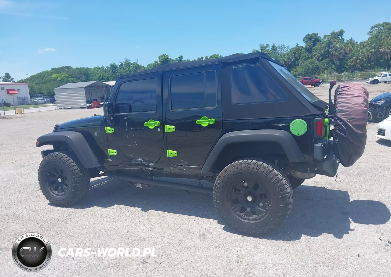 2015 Jeep Wrangler Unlimited Sport VIN:1C4BJWDG3FL745476 - 14