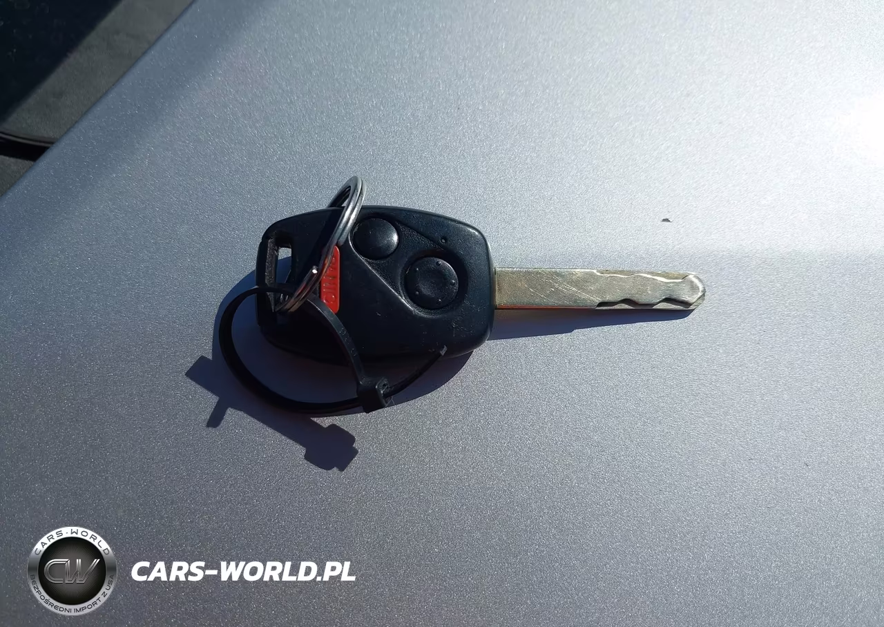 2007 Honda Civic Lx VIN:2HGFG12657H506251 - 11