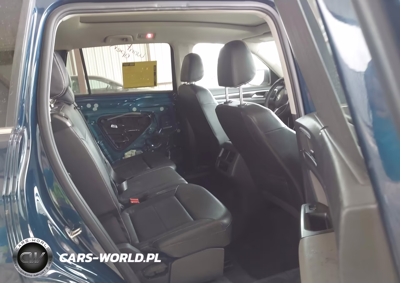 2021 Volkswagen Atlas 3.6L V6 Se W-Technology VIN:1V2JR2CA9MC556739 - 8