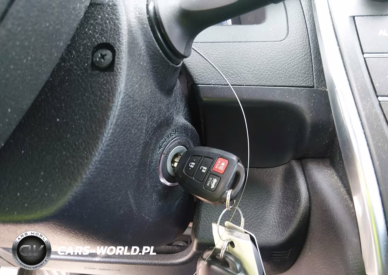 2017 Toyota Camry Le VIN:4T1BF1FK8HU709653 - 11