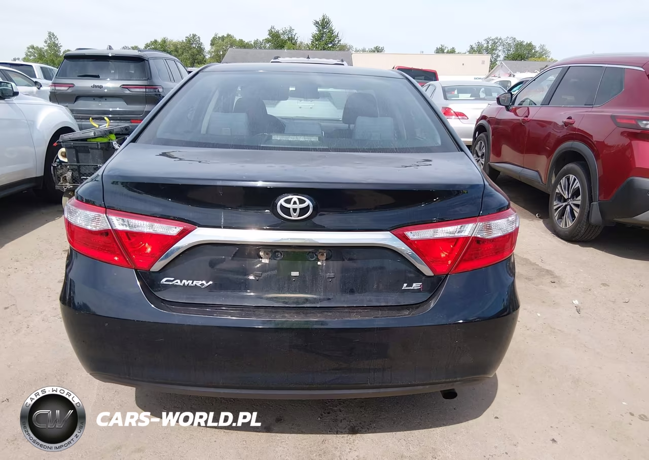 2017 Toyota Camry Le VIN:4T1BF1FK8HU709653 - 16