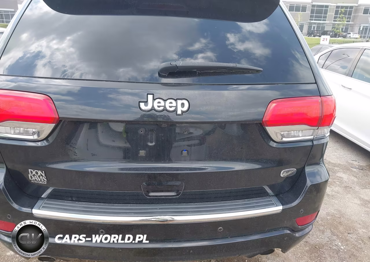 2016 Jeep Grand Cherokee Overland VIN:1C4RJECG5GC351876 - 16
