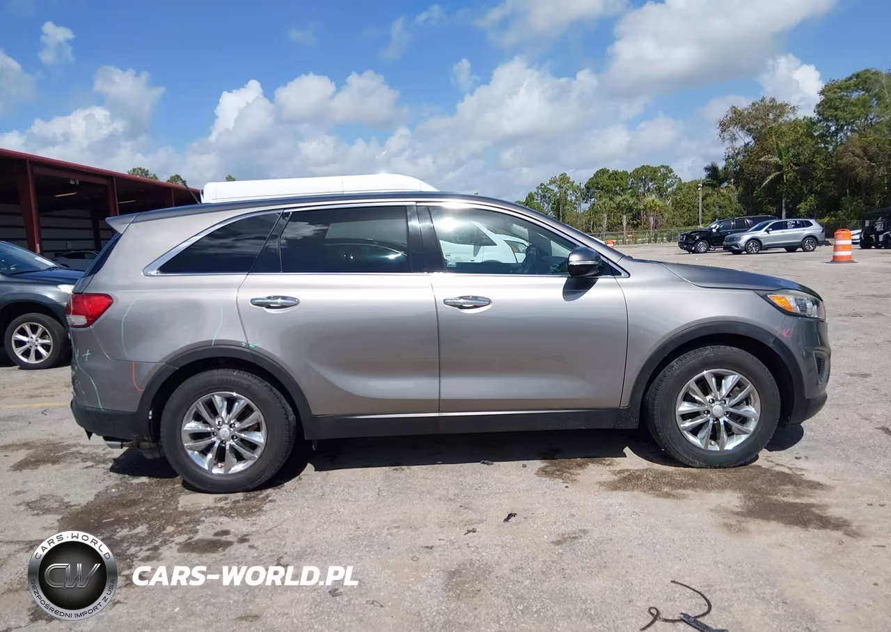2018 Kia Sorento 2.4L L VIN:5XYPG4A31JG403684 - 12