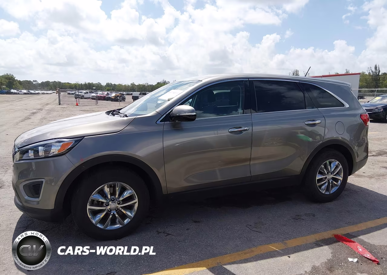 2018 Kia Sorento 2.4L L VIN:5XYPG4A31JG403684 - 13