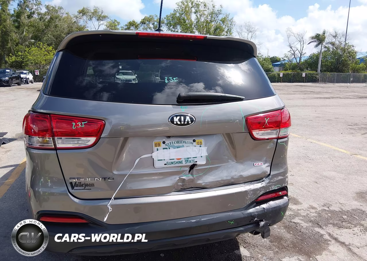 2018 Kia Sorento 2.4L L VIN:5XYPG4A31JG403684 - 15