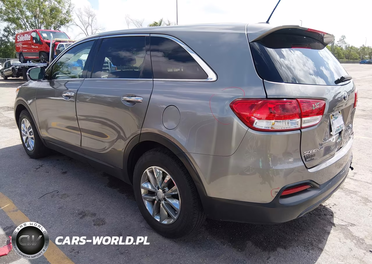 2018 Kia Sorento 2.4L L VIN:5XYPG4A31JG403684 - 3