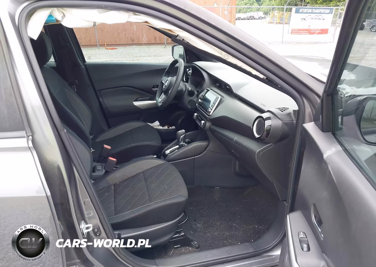 2018 Nissan Kicks Sv VIN:3N1CP5CU8JL512388 - 5