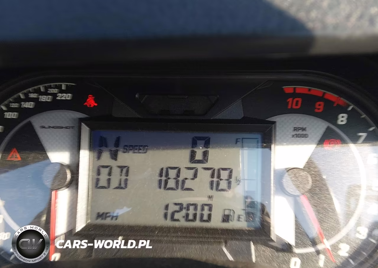 2021 Polaris Slingshot Sl VIN:57XAAPHD3M8144870 - 7