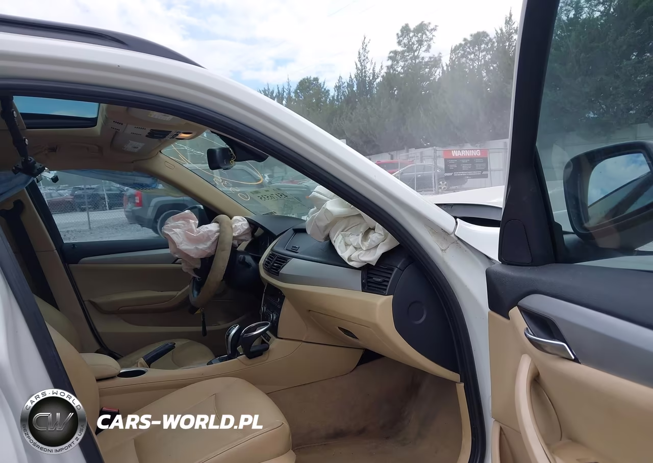 2015 BMW X1 Sdrive28I VIN:WBAVM1C51FV315602 - 5