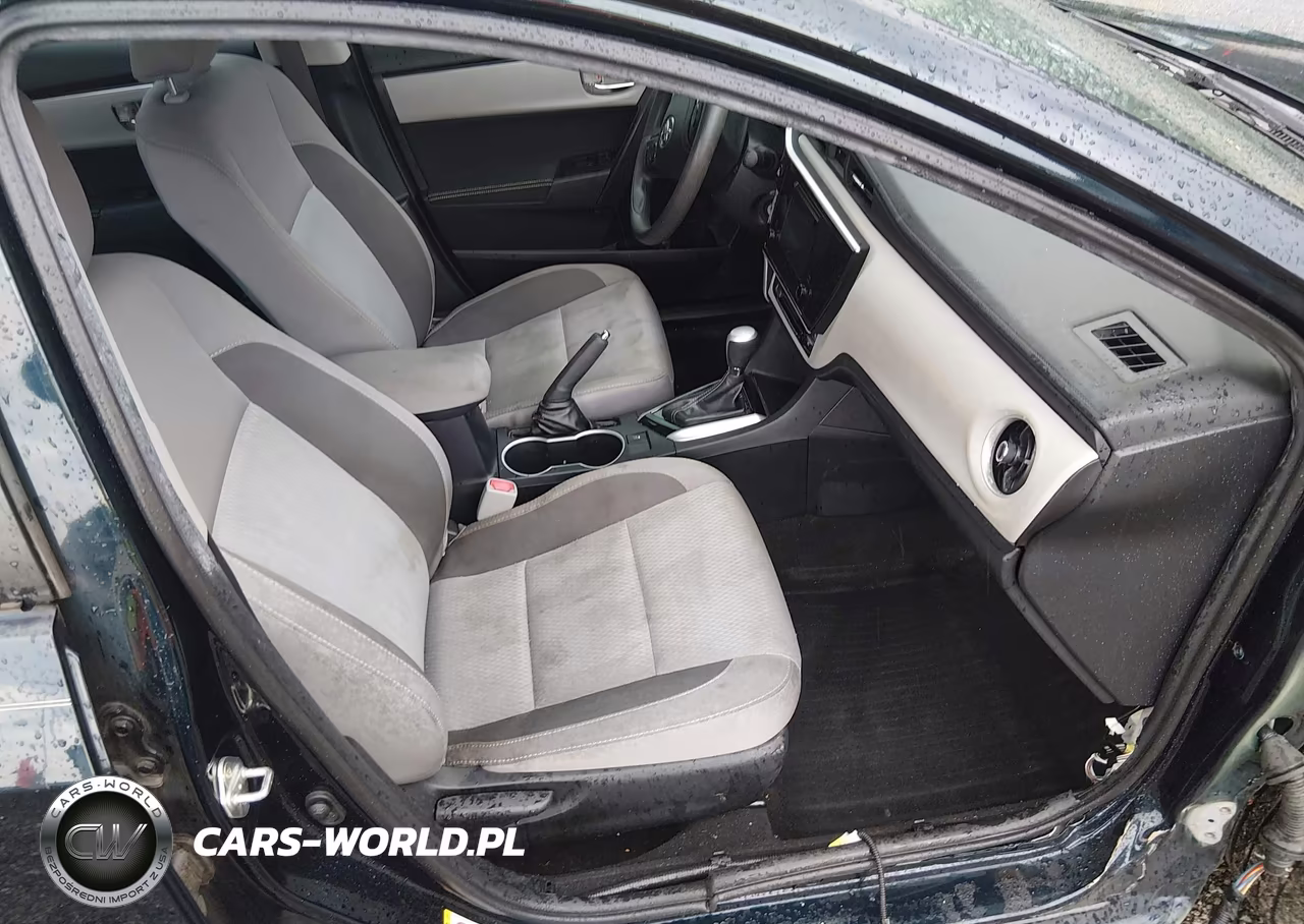 2019 Toyota Corolla Le VIN:2T1BURHE1KC212822 - 5