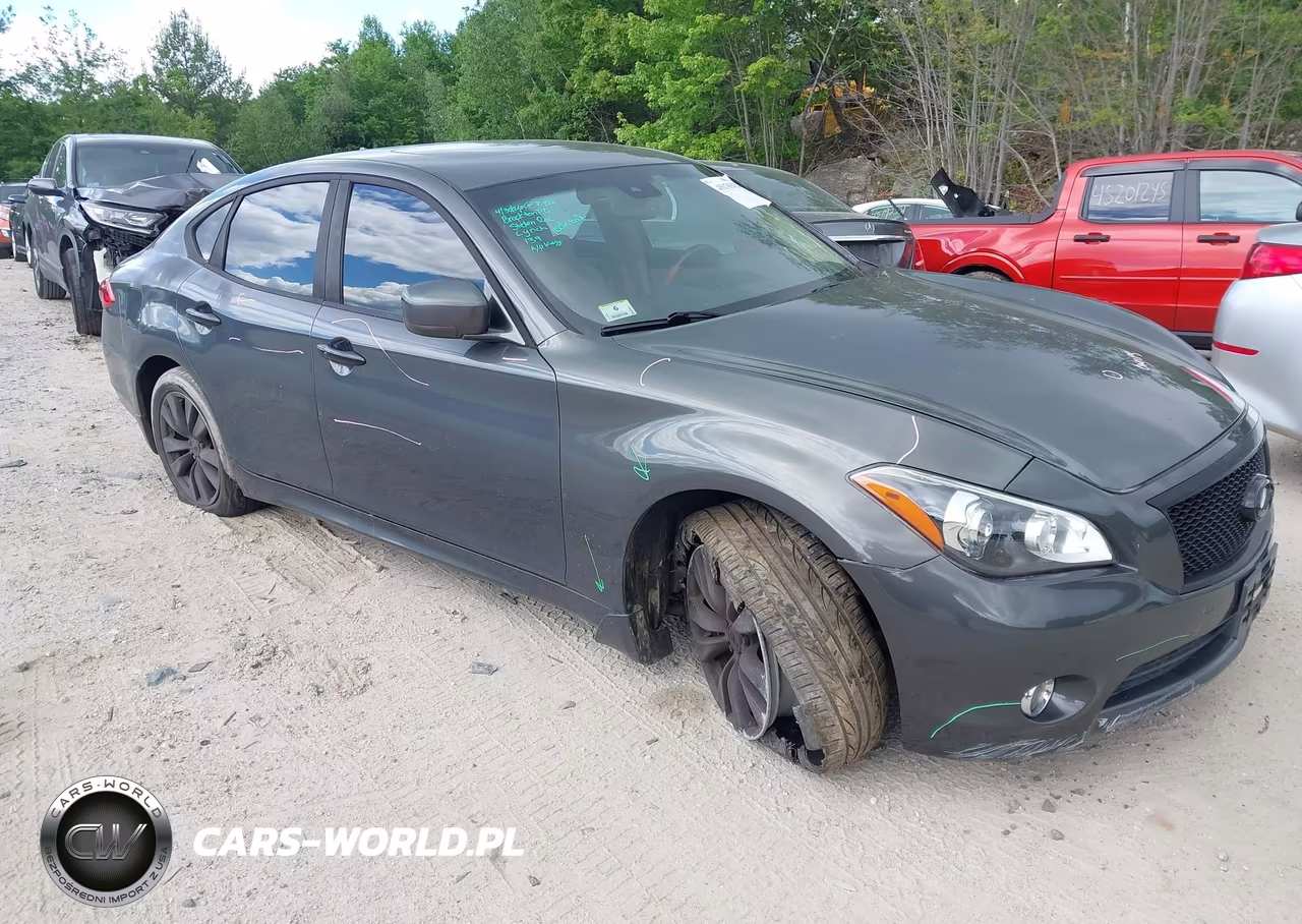 2012 Infiniti M37X