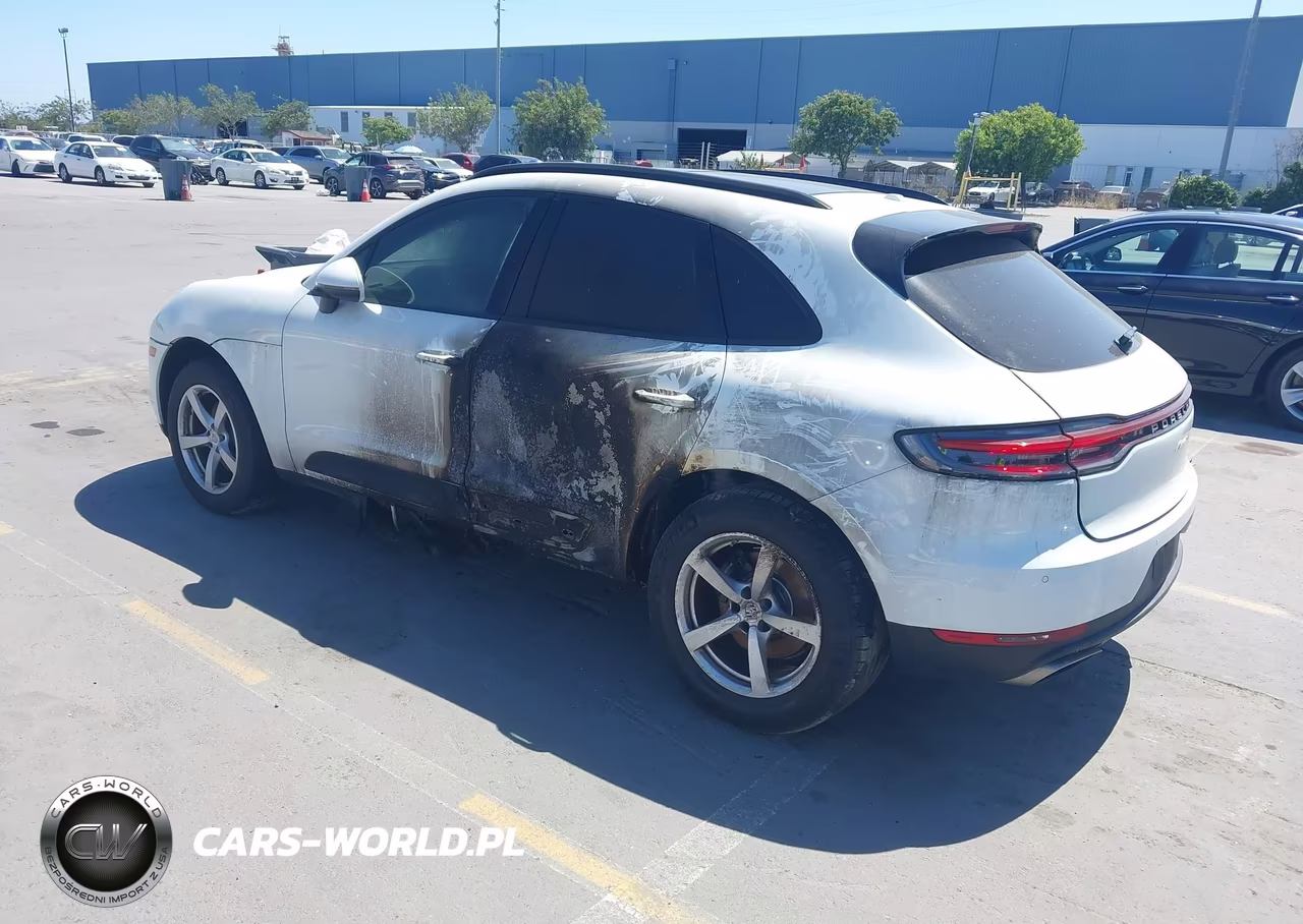 2019 Porsche Macan VIN:WP1AA2A57KLB01608 - 3