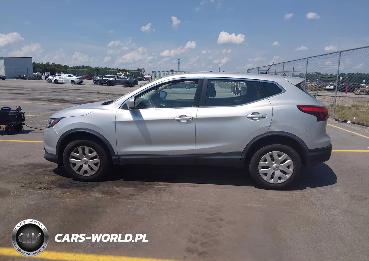 2018 Nissan Rogue Sport S VIN:JN1BJ1CPXJW150932 - 14