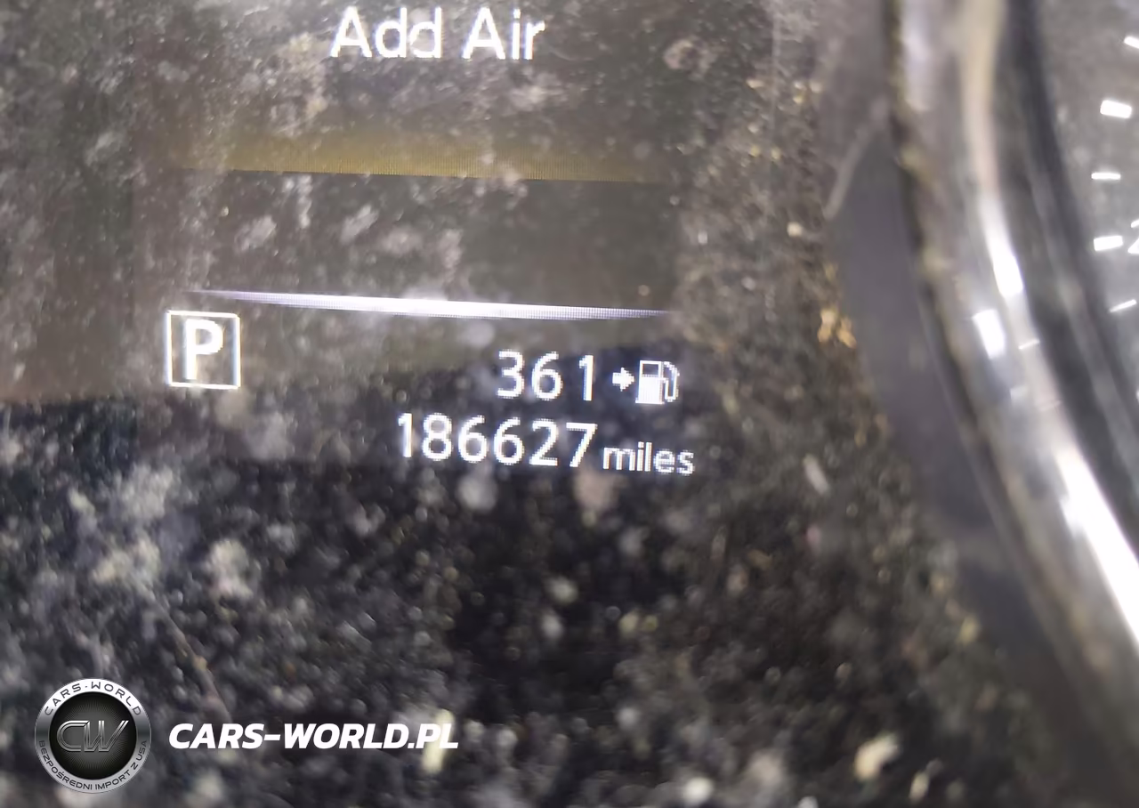 2018 Nissan Rogue Sport S VIN:JN1BJ1CPXJW150932 - 15