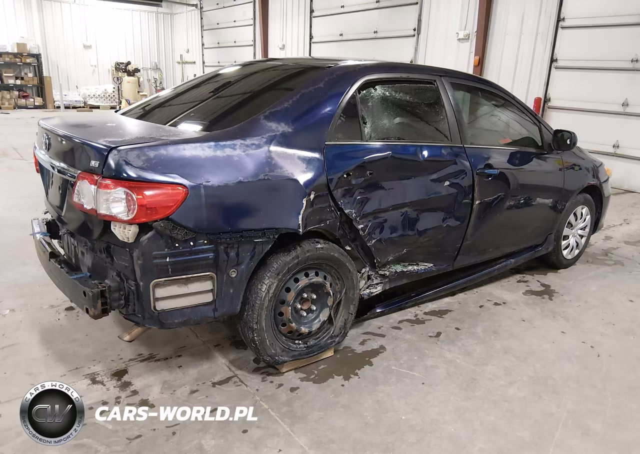 2013 Toyota Corolla Le VIN:2T1BU4EE8DC922228 - 4