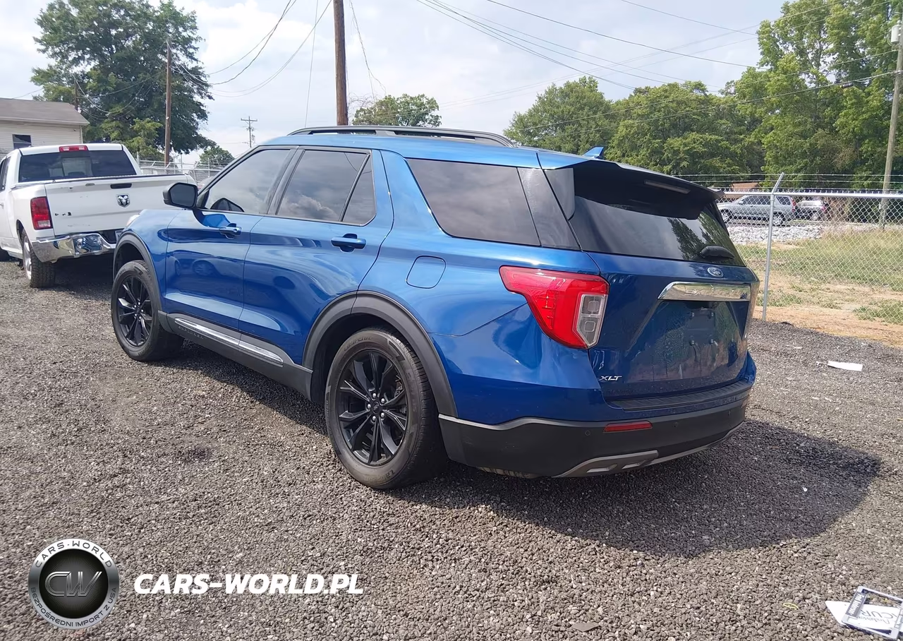2020 Ford Explorer Xlt VIN:1FMSK7DH2LGD05597 - 3