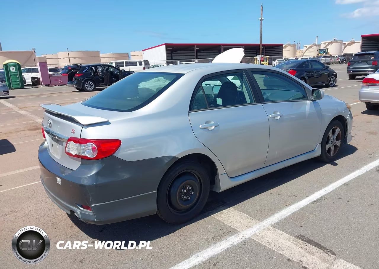 2012 Toyota Corolla S VIN:2T1BU4EE4CC875181 - 4