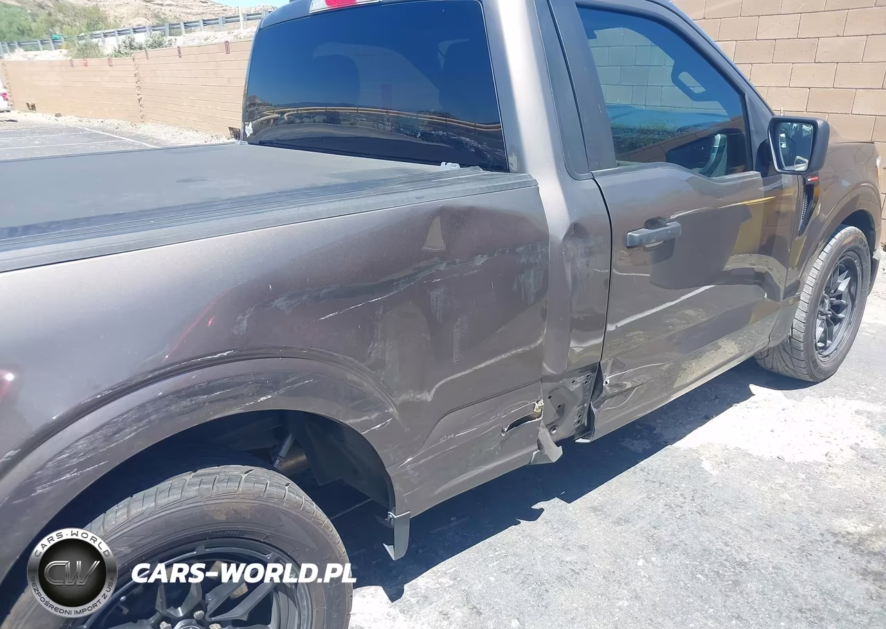 2022 Ford F-150 Xlt VIN:1FTMF1C54NKE38383 - 18