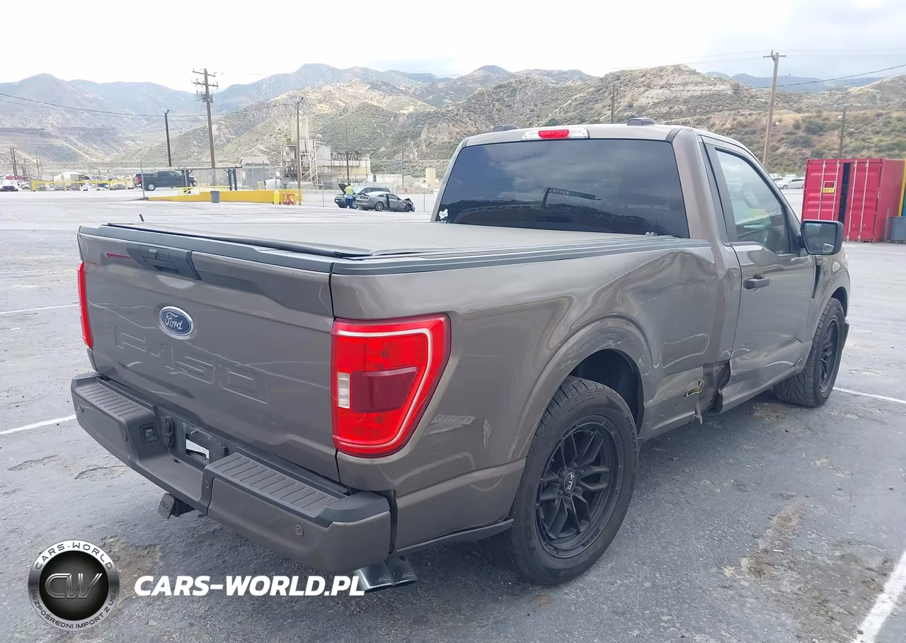 2022 Ford F-150 Xlt VIN:1FTMF1C54NKE38383 - 4