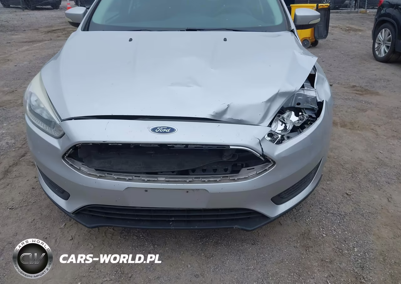 2015 Ford Focus Se VIN:1FADP3K20FL295255 - 16