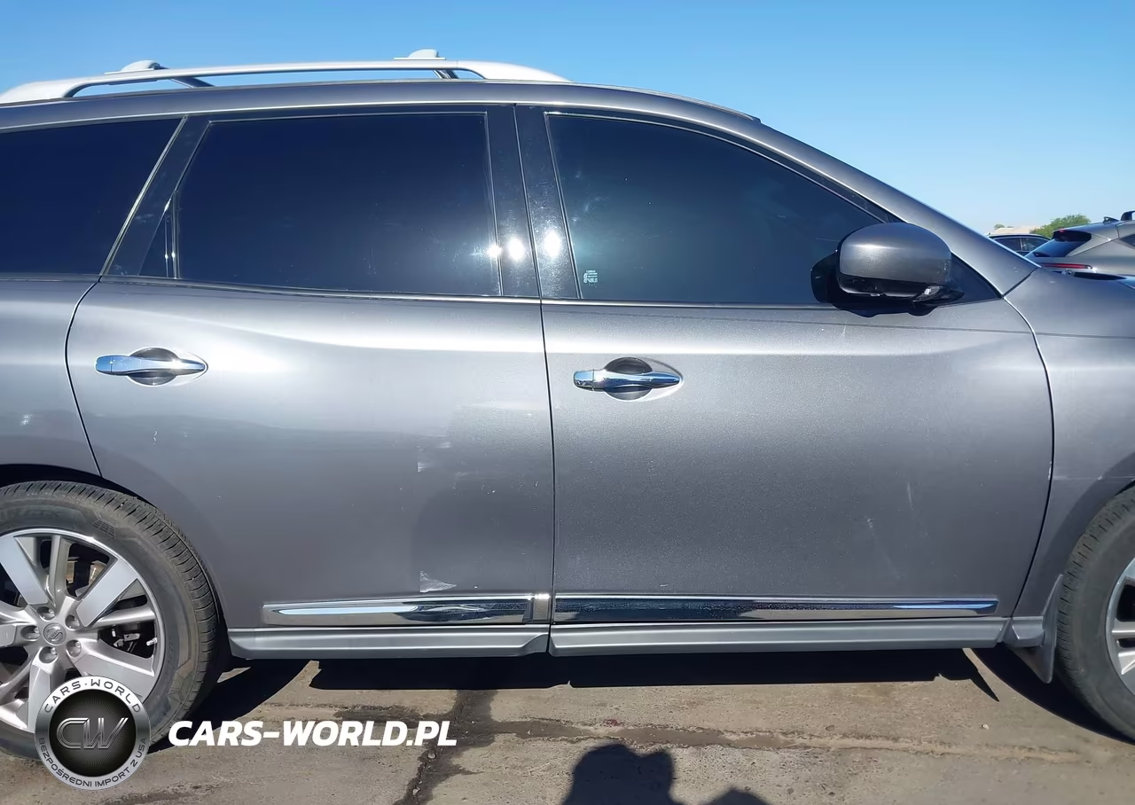 2015 Nissan Pathfinder Platinum VIN:5N1AR2MM5FC700487 - 12