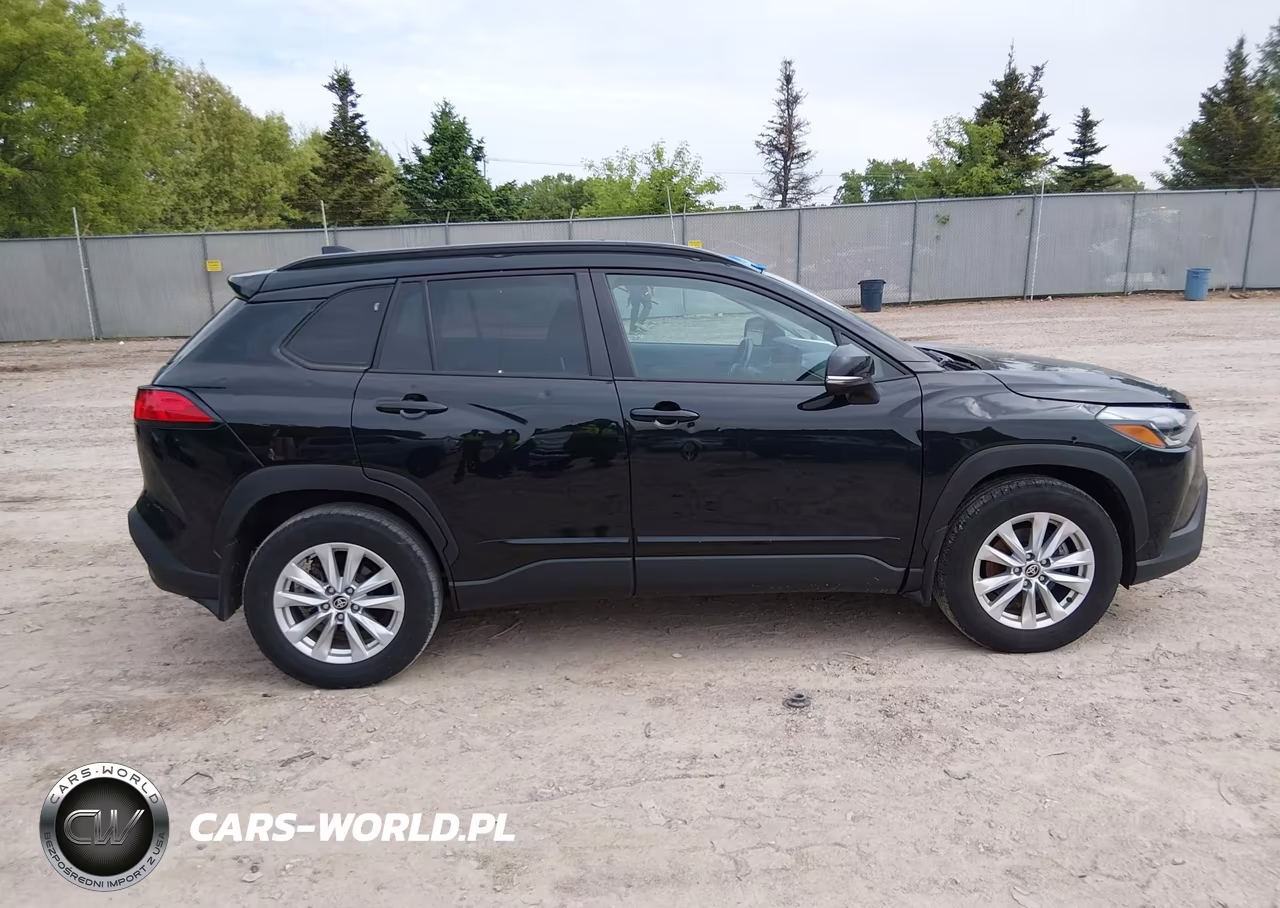 2023 Toyota Corolla Cross Le VIN:7MUBAABG3PV065248 - 13