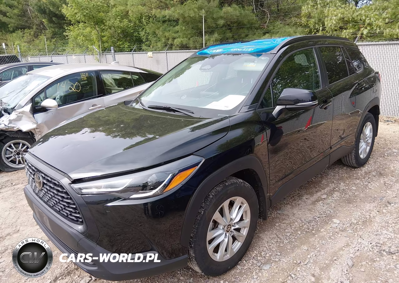 2023 Toyota Corolla Cross Le VIN:7MUBAABG3PV065248 - 2