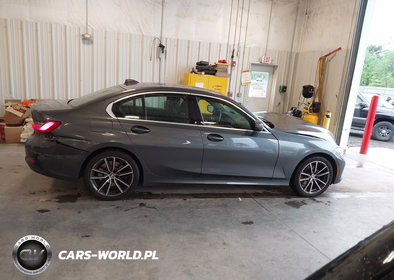 2021 BMW 330I xDrive VIN:3MW5R7J02M8B55760 - 13
