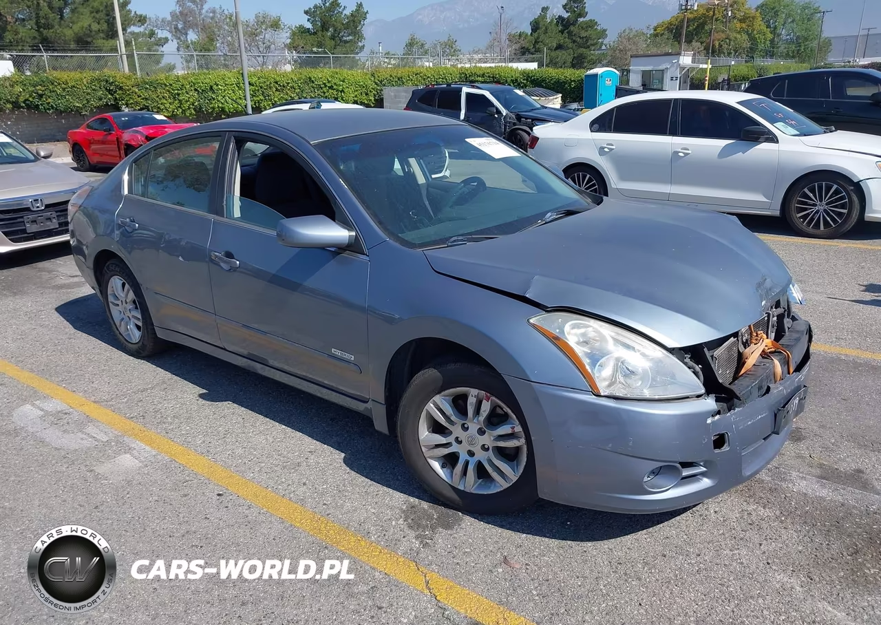 2010 Nissan Altima Hybrid – zdjęcie 1 z 15