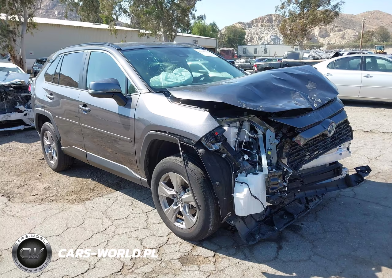 2024 Toyota Rav4 Hybrid Le – zdjęcie 1 z 19