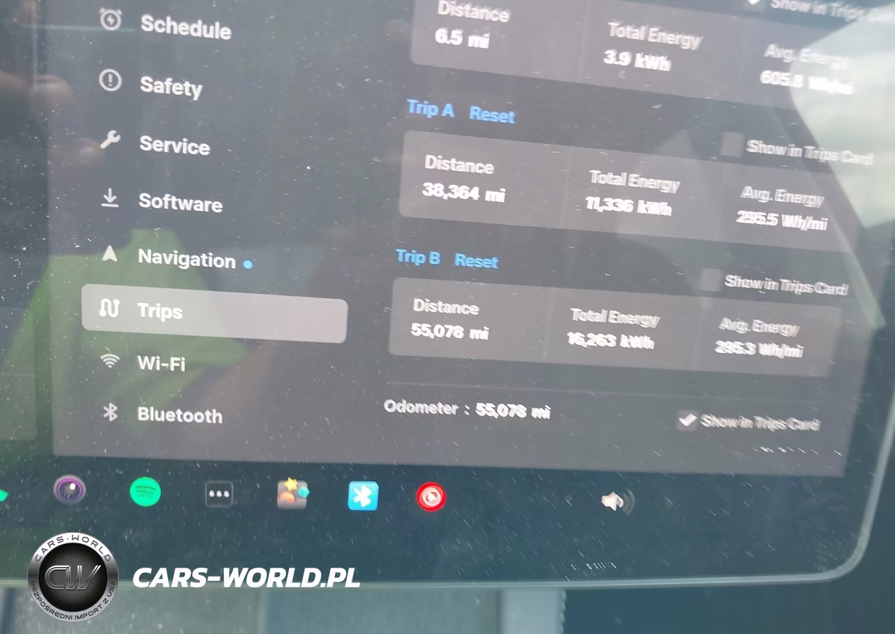2023 Tesla Model Y VIN:7SAYGDEE7PA129682 - 14