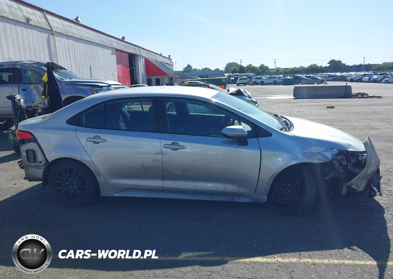 2022 Toyota Corolla Le VIN:5YFEPMAE3NP326360 - 12