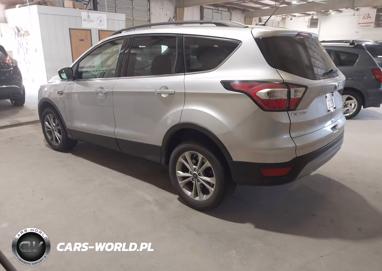 2017 Ford Escape Se VIN:1FMCU0GD3HUE43351 - 3
