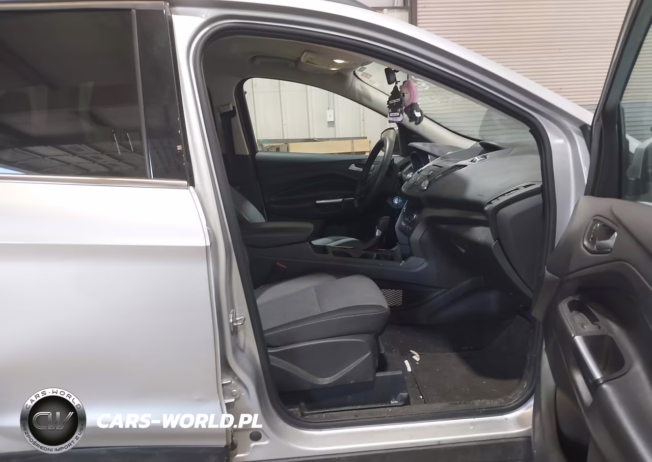 2017 Ford Escape Se VIN:1FMCU0GD3HUE43351 - 5