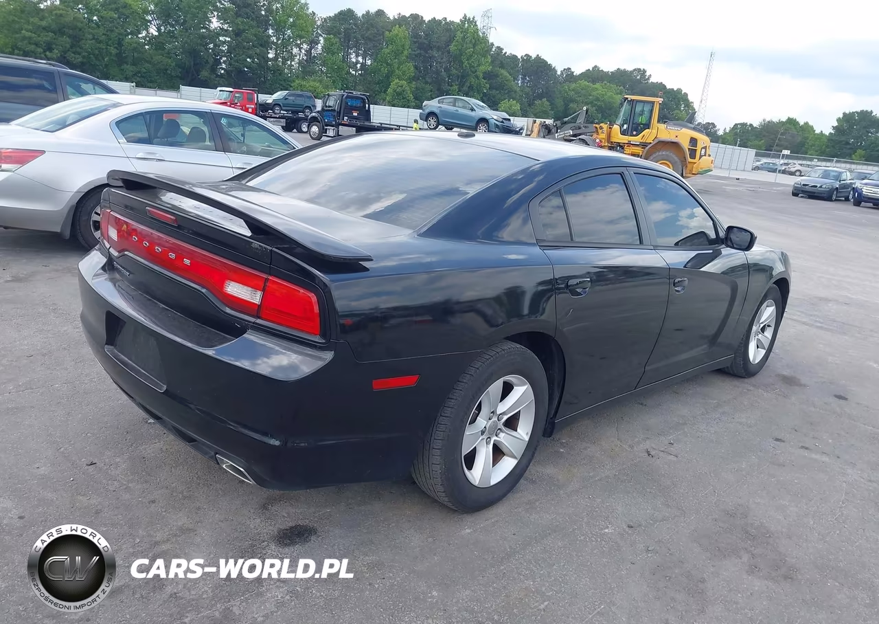 2013 Dodge Charger Sxt VIN:2C3CDXHG6DH597544 - 4