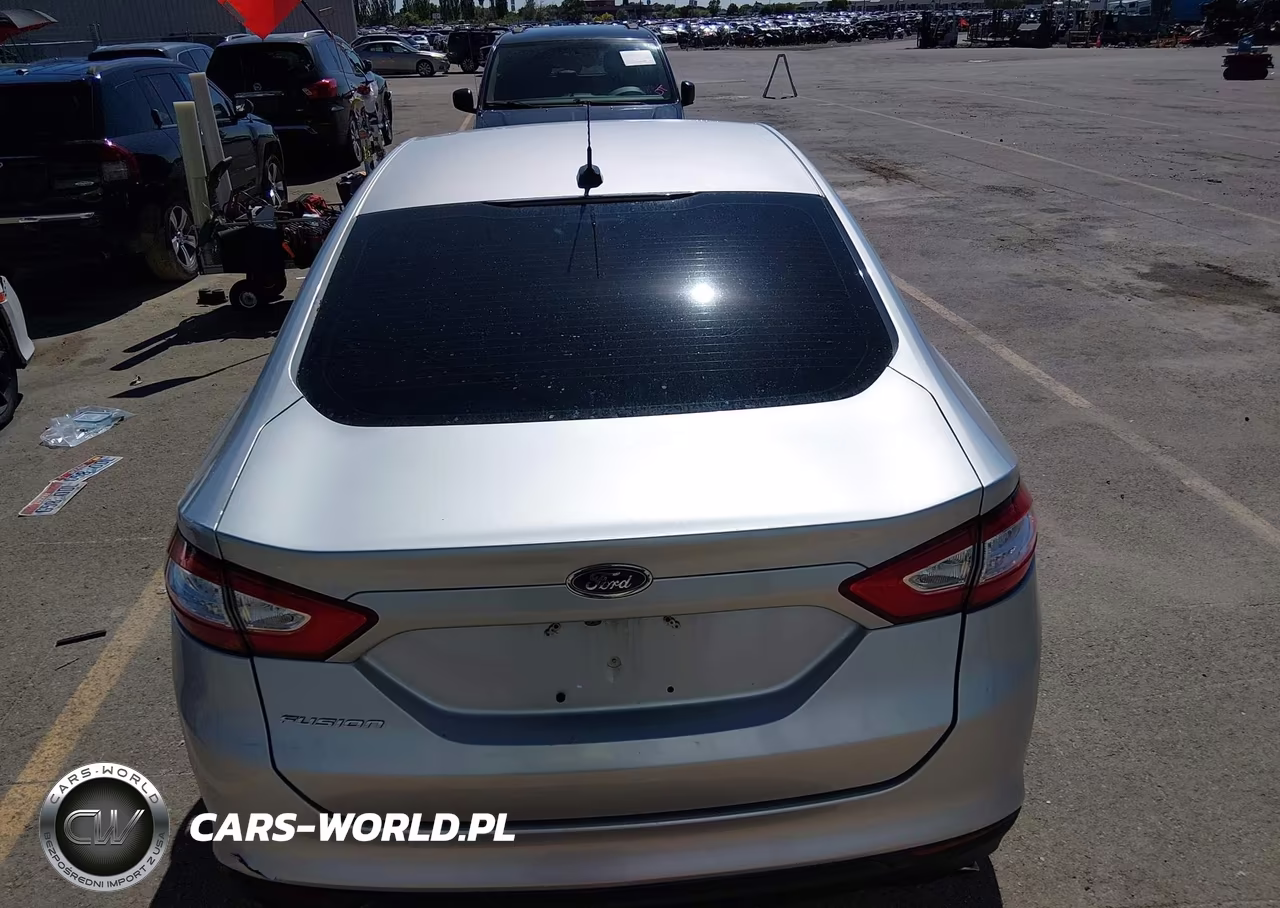 2015 Ford Fusion S VIN:3FA6P0G71FR194576 - 16