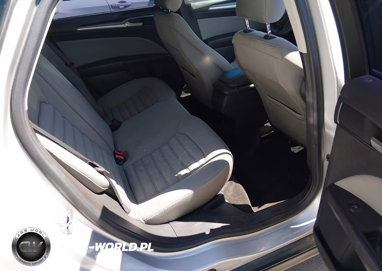 2015 Ford Fusion S VIN:3FA6P0G71FR194576 - 8