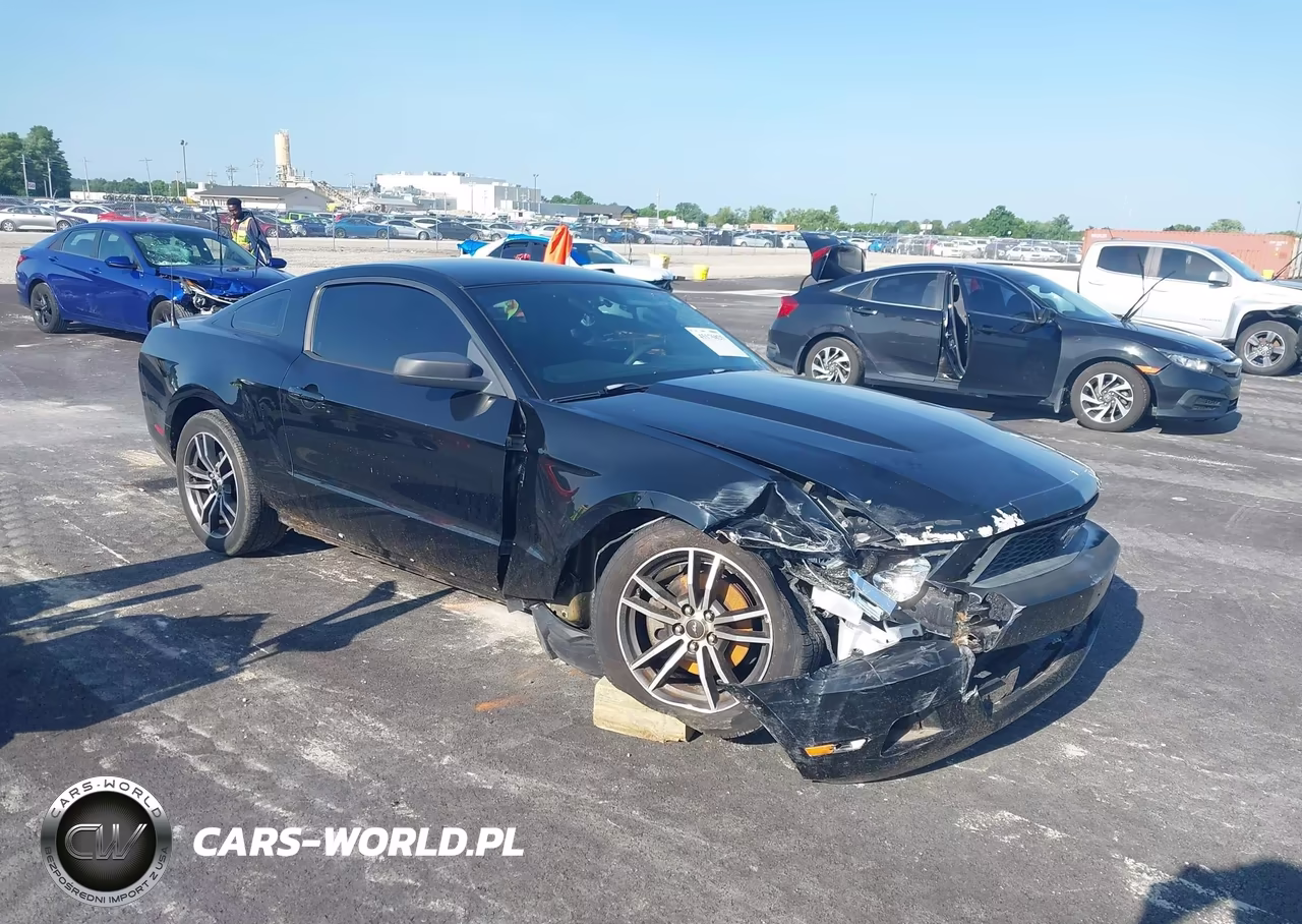 2011 Ford Mustang V6