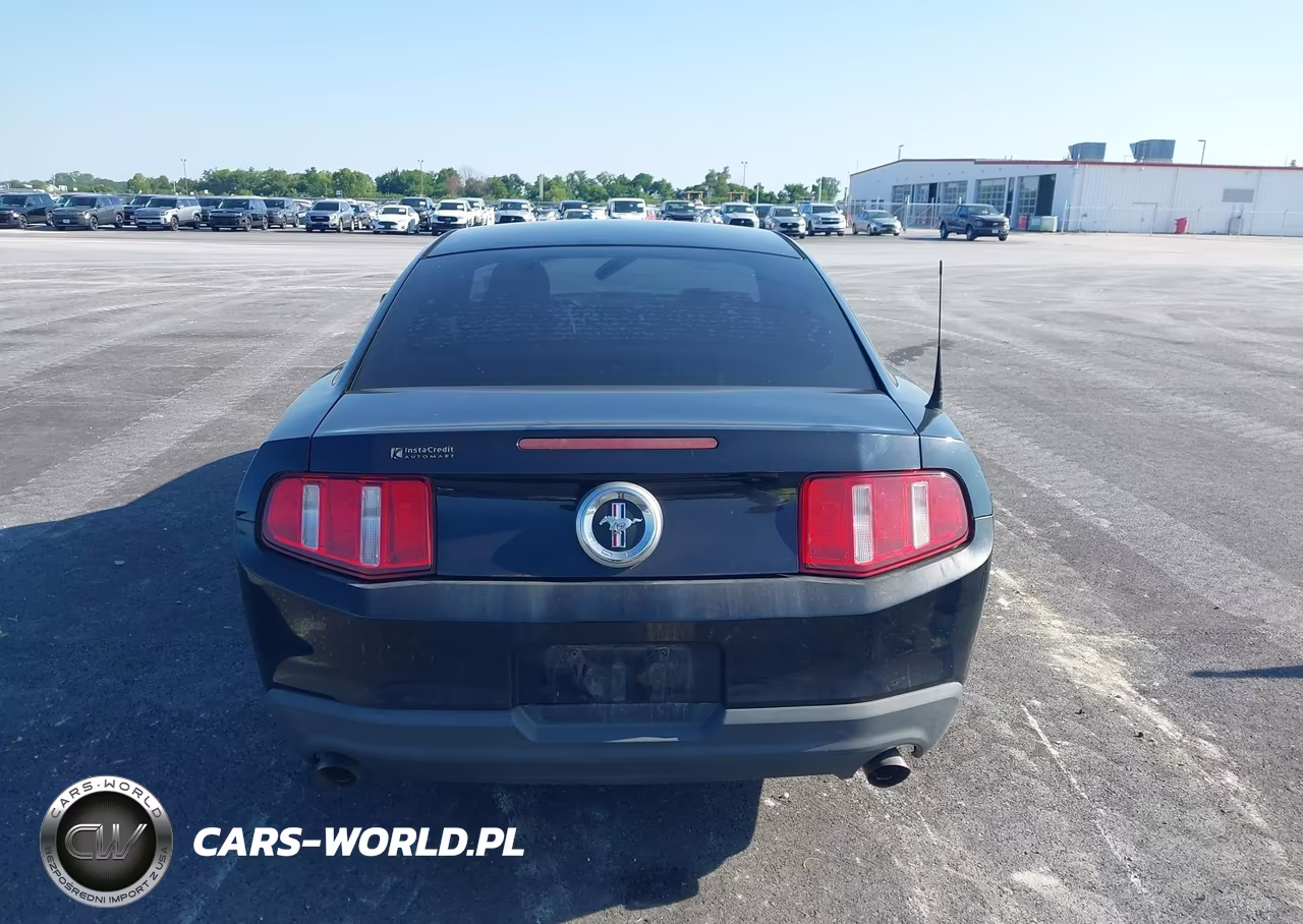2011 Ford Mustang V6 VIN:1ZVBP8AM3B5114744 - 16