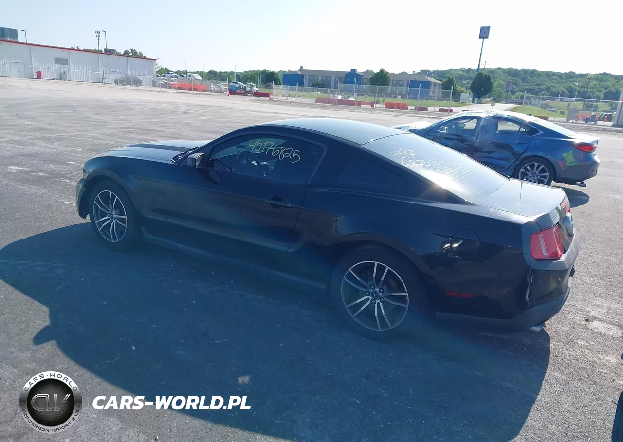2011 Ford Mustang V6 VIN:1ZVBP8AM3B5114744 - 3