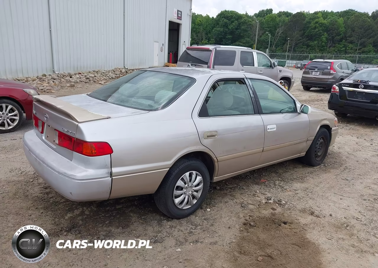 2000 Toyota Camry Ce VIN:4T1BG22KXYU940823 - 4
