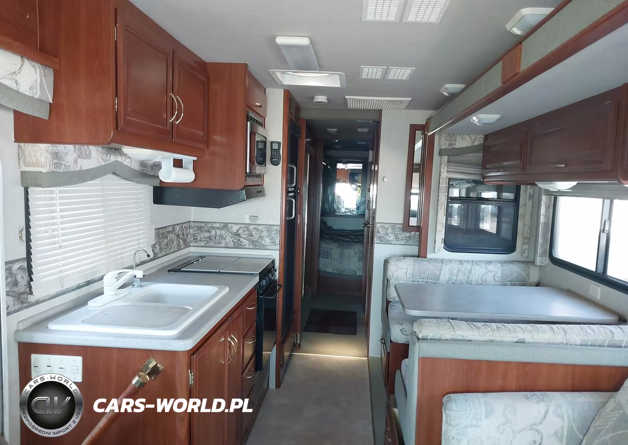 2002 Workhorse Custom Chassis Motorhome Chassis W22 VIN:5B4MP67G423338026 - 8