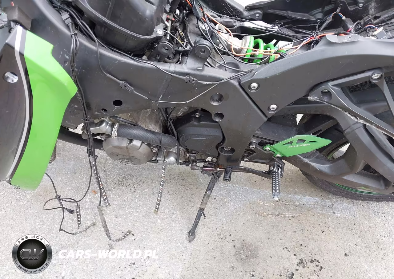 2015 Kawasaki Zx1000 J VIN:JKAZXCJ14FA024777 - 9