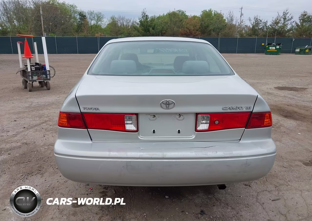 2000 Toyota Camry Le VIN:JT2BG22K2Y0413413 - 16