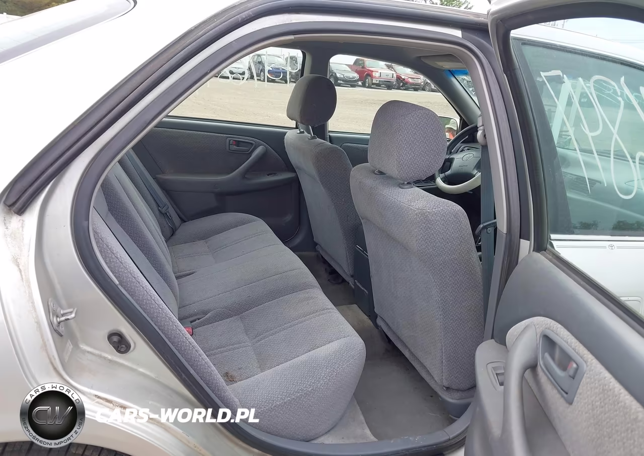 2000 Toyota Camry Le VIN:JT2BG22K2Y0413413 - 8