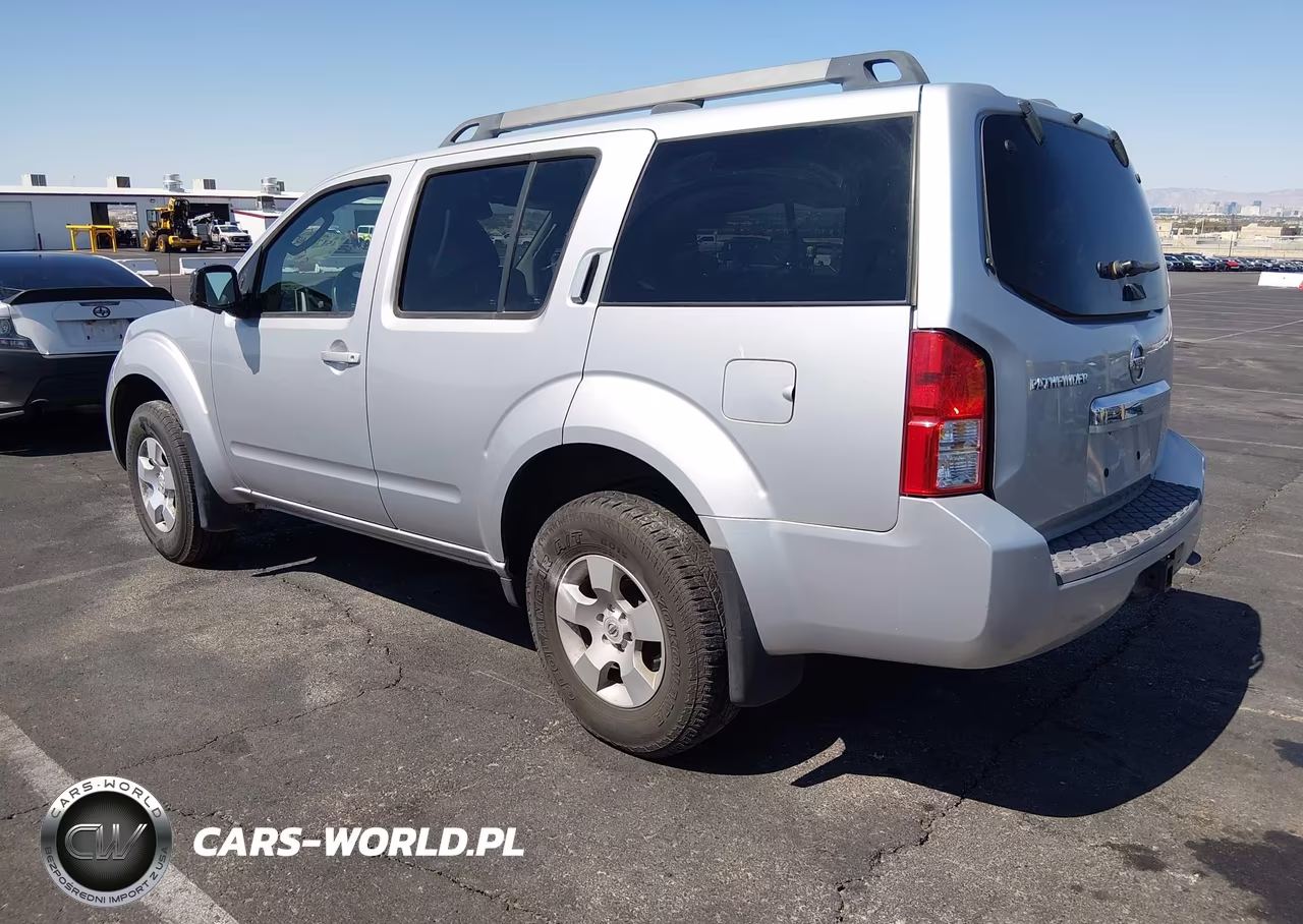 2010 Nissan Pathfinder S VIN:5N1AR1NBXAC603088 - 3