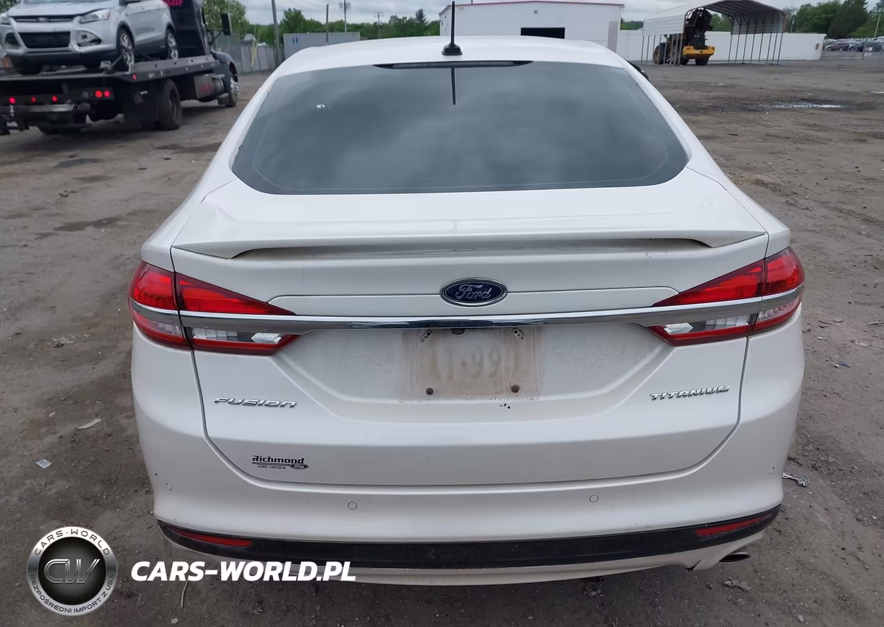 2017 Ford Fusion Energi Titanium VIN:3FA6P0SU7HR253968 - 16