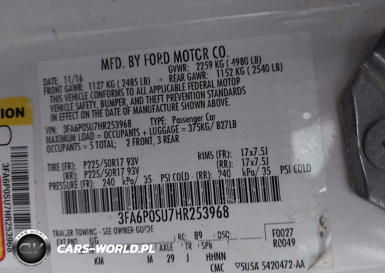 2017 Ford Fusion Energi Titanium VIN:3FA6P0SU7HR253968 - 9