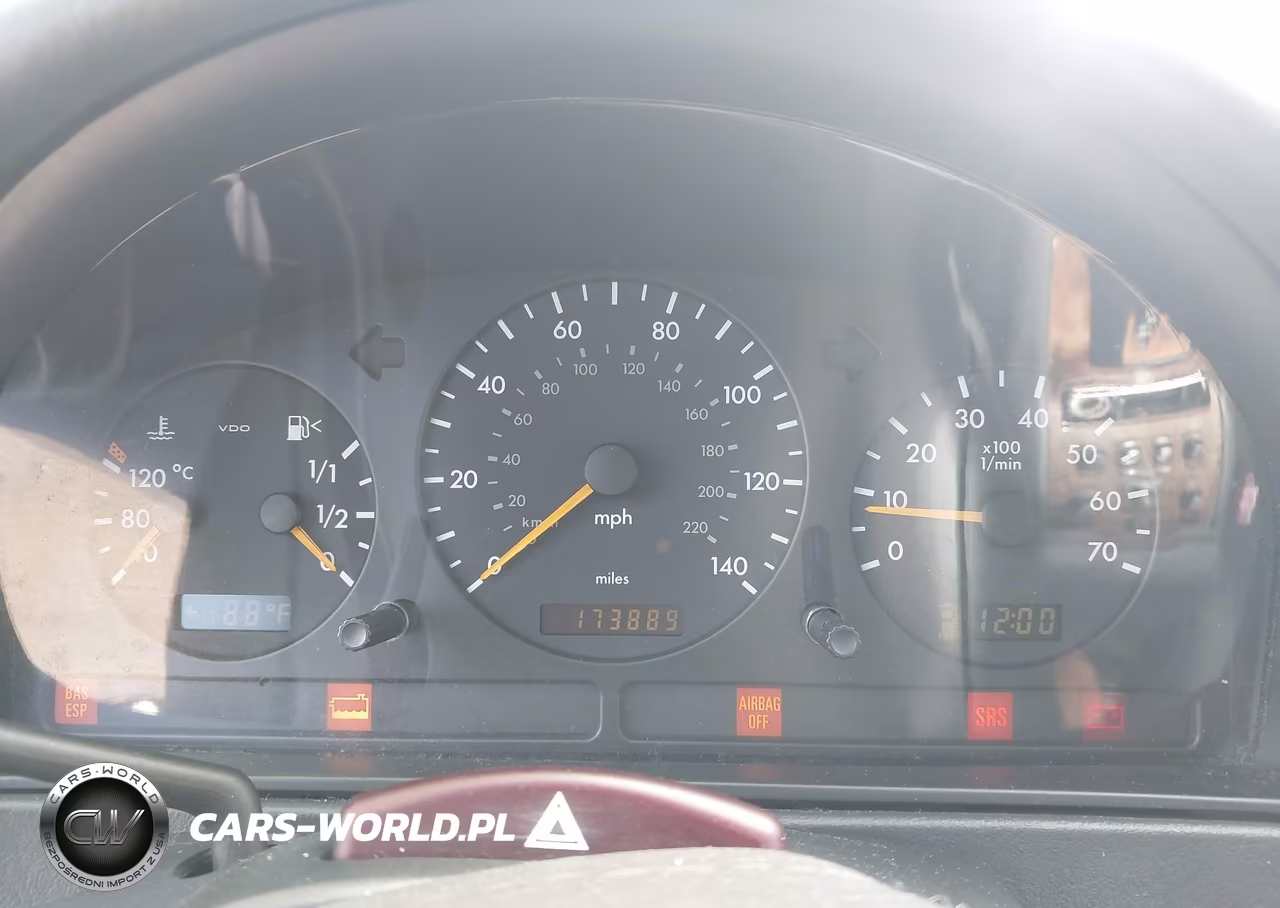 2000 Mercedes-Benz Ml 430 VIN:4JGAB72E2YA212805 - 7