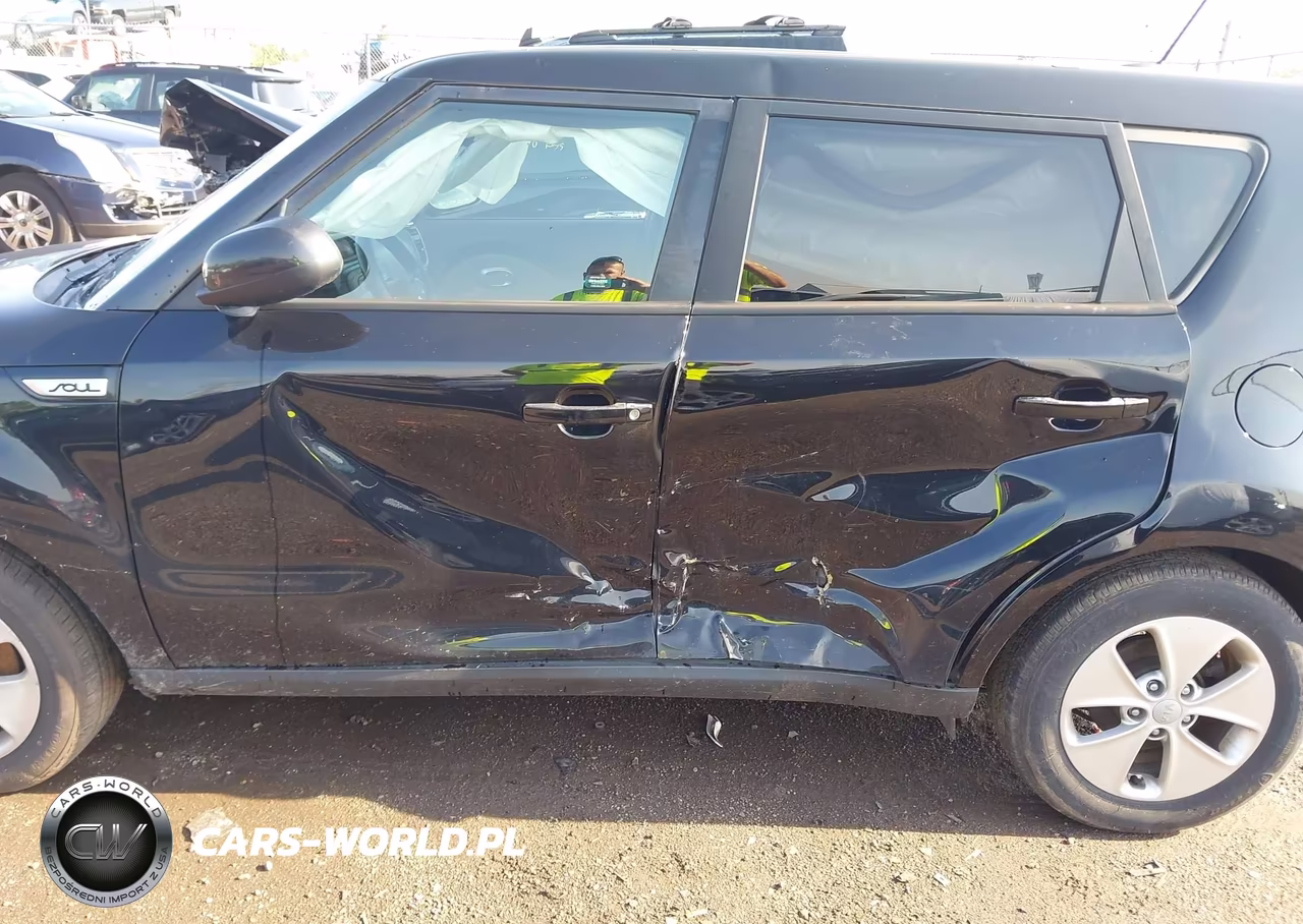 2015 Kia Soul VIN:KNDJN2A24F7203913 - 6